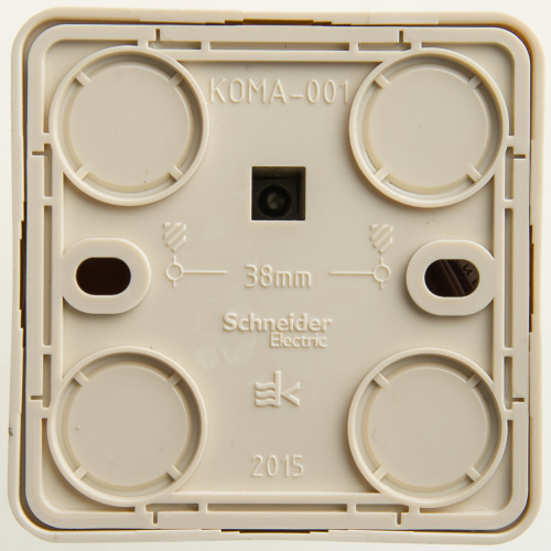 Розетка компьютерная 1-м О/У ЭТЮД RJ45 кат.5E крем. Systeme Electric KOMA-001K (1/17/136)